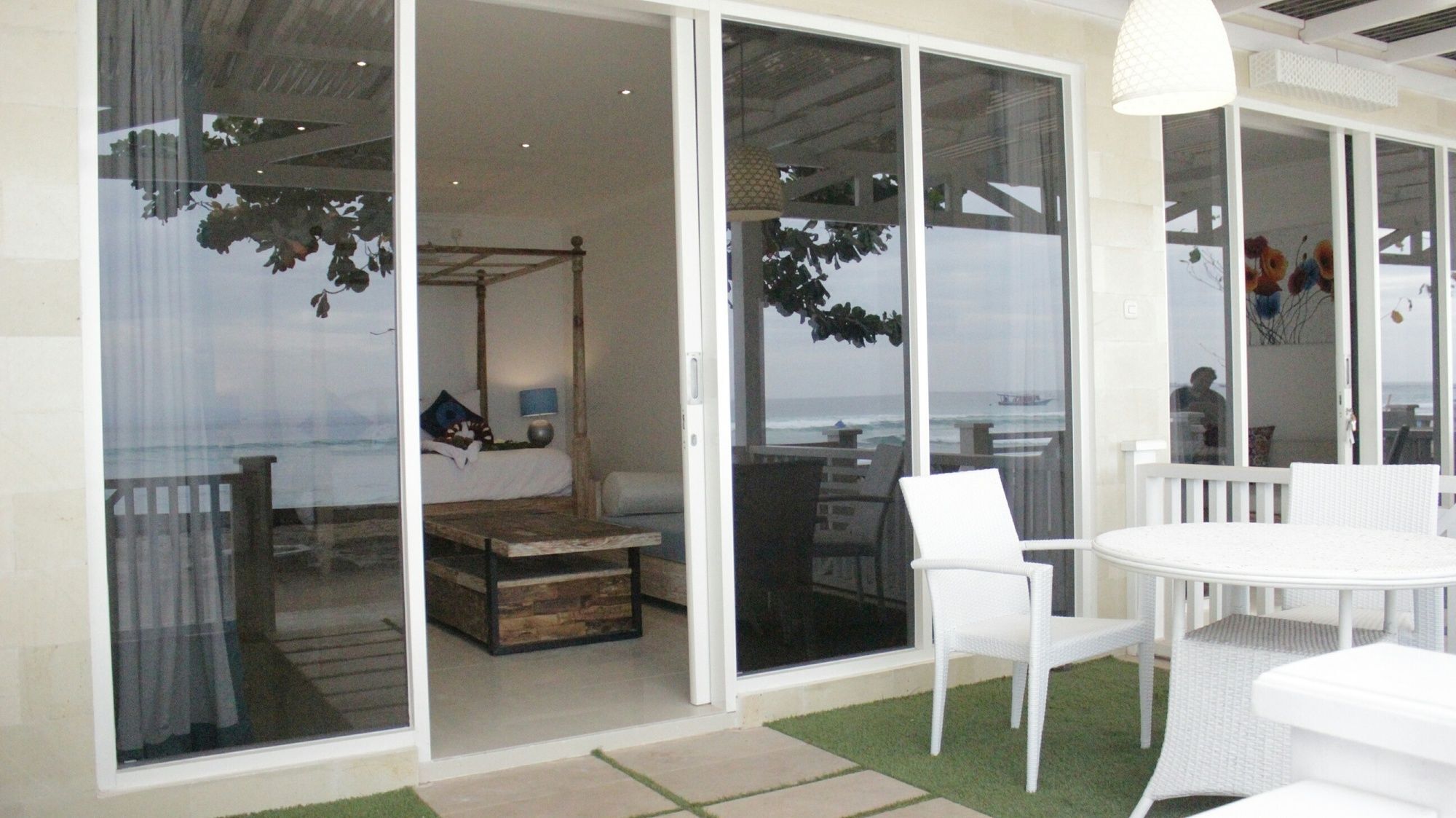 Mojo Hotel Gili Meno